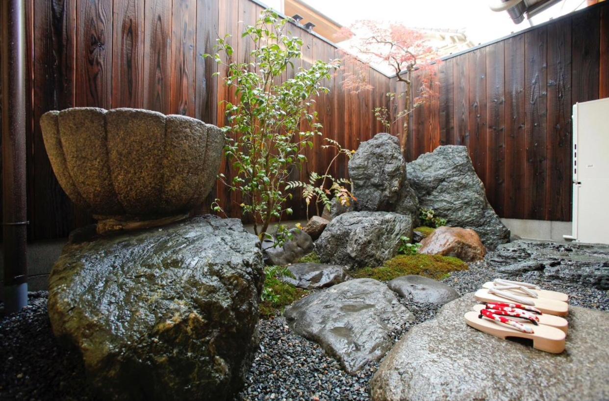 京町家の宿 三石 Kyoto Luaran gambar